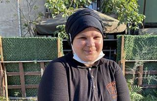 Büfede unutulan cüzdanı el çabukluğuyla böyle...