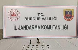 Burdur’da Roma dönemine ait sikke ve insan figürlü...
