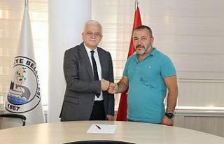 Burhaniye’de Belediyespora yeni teknik direktör