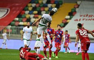 Bursaspor bu sezon her maçta kalesinde gol gördü