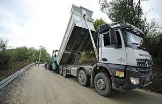 Büyükşehir yol yenileme çalışmlarına devam...