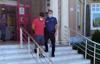 Çaldığı malzemeler ile birlikte kıskıvrak yakalandı