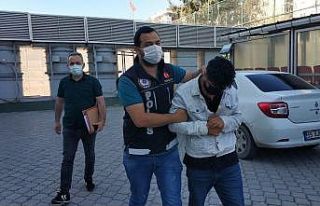 Çay ocağından uyuşturucu sattığı iddia edilen...