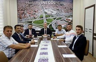 Çiftçilerin toprak analizini İnegöl Belediyesi...