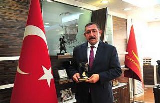 Çocuk Bakımevi ve Oyuncak Kütüphanesi ödül getirdi