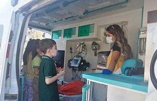Çocukların ambulans merakı