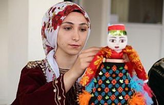 Çocukların vazgeçilmezi, teknolojiye direniyor