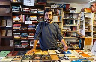 Çok kitap alıyor ama çok okumuyoruz