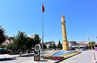 Çorum Saat kulesi kırmızı renkle aydınlatılacak