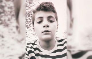 Devrilen patpattaki lise öğrencisi hayatını kaybetti