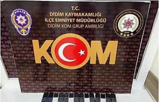 Didim’de 20 adet kaçak telefon ele geçirildi