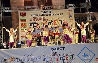 Didim’deki Halk Oyunları Festivali sona erdi