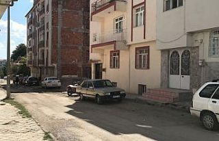 Dini nikahlı eşini vurup olay yerinden kaçtı