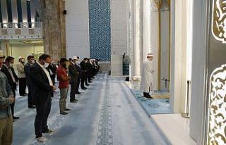 Diyanet İşleri Başkanı Erbaş, sabah namazında...