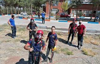 Diyarbakır AFAD ve itfaiyesinden gerçeği aratmayan...