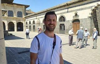 Diyarbakır turist akınına uğramaya devam ediyor