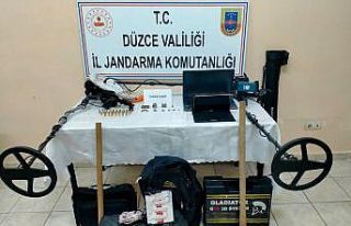 Durdurulan araçtan tarihi eser çıktı