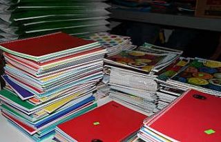 Düzce Belediyesinden 1250 öğrenciye kırtasiye...