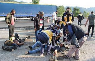 Düzce TEM otoyolunda feci kaza: 8 yaralı