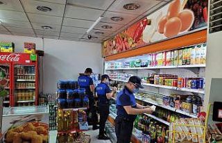 Düzce’de marketler denetimden geçti