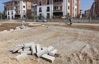 Düzce’de parksız mahalle kalmayacak