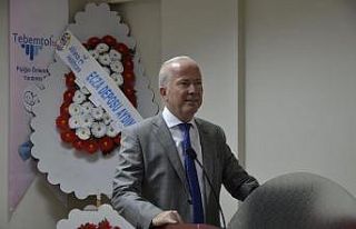 Eczacı Odası Başkanı Karaarslan güven tazeledi