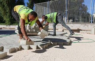 Efeler Belediyesi, yol çalışmalarına hız verdi