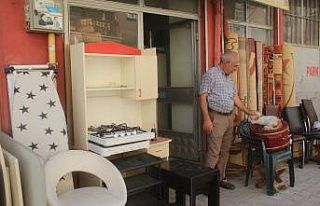 Elazığ’da ikinci el ve spotçular öğrencileri...