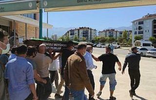 Emniyet müdür yardımcısının kazada ölen annesi...