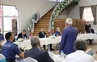 Emniyet Müdürü Dinç muhtarlarla bir araya geldi