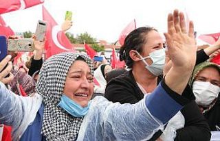 Erdoğan’ı gören vatandaş gözyaşları