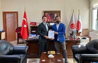 Erzincan Baro Başkanı Aktürk mazbatasını aldı