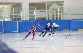 Erzurum’da short track heyecanı