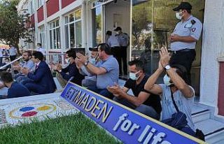 Eti Maden’de oturma eylemi