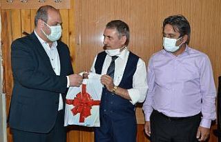 ETSO’dan öğrencilere kırtasiye yardımı