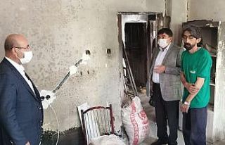 Evi yanan aileye ’Ahi’ dayanışması ile destek