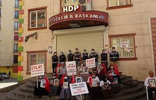 Evlat nöbetinde 750. güne doğru aileler destek...