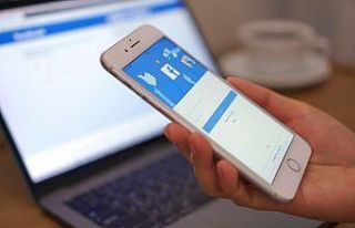Facebook kullanıcıları mobil cihazları tercih...