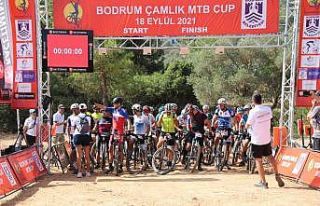 Farkındalık için pedal çevirdiler