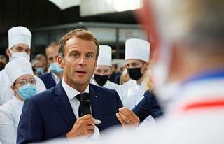Fransa Cumhurbaşkanı Macron’a “yumurtalı”...