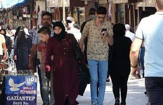 Gaziantep aşılamada ‘Mavi’, vakada ‘Kırmızı’...
