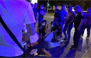 Gaziantep’te motosiklet ile otomobil çarpıştı:...