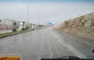 Gaziantep’te sağanak etkili oldu