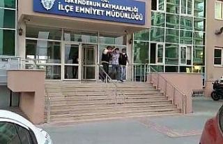 Gece otomobillerin lastiklerini böyle kesti