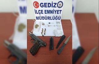 Gediz’de araçta uyuşturucu ele geçirildi
