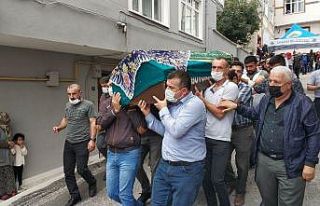 Gelin en mutlu gününde anne acısı yaşadı