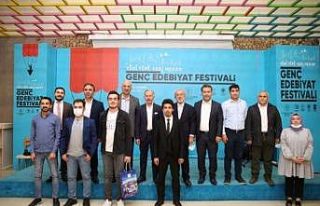 Genç Edebiyat Festivali Bayrampaşa’da başladı