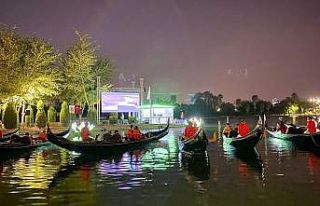 "Gondolda Sinema" keyfi