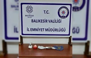 Gönen’de 3 şahsa uyuşturucu operasyonu