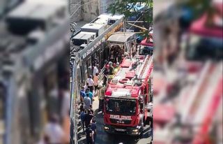 Gülhane tramvay durağında akıl almaz kaza